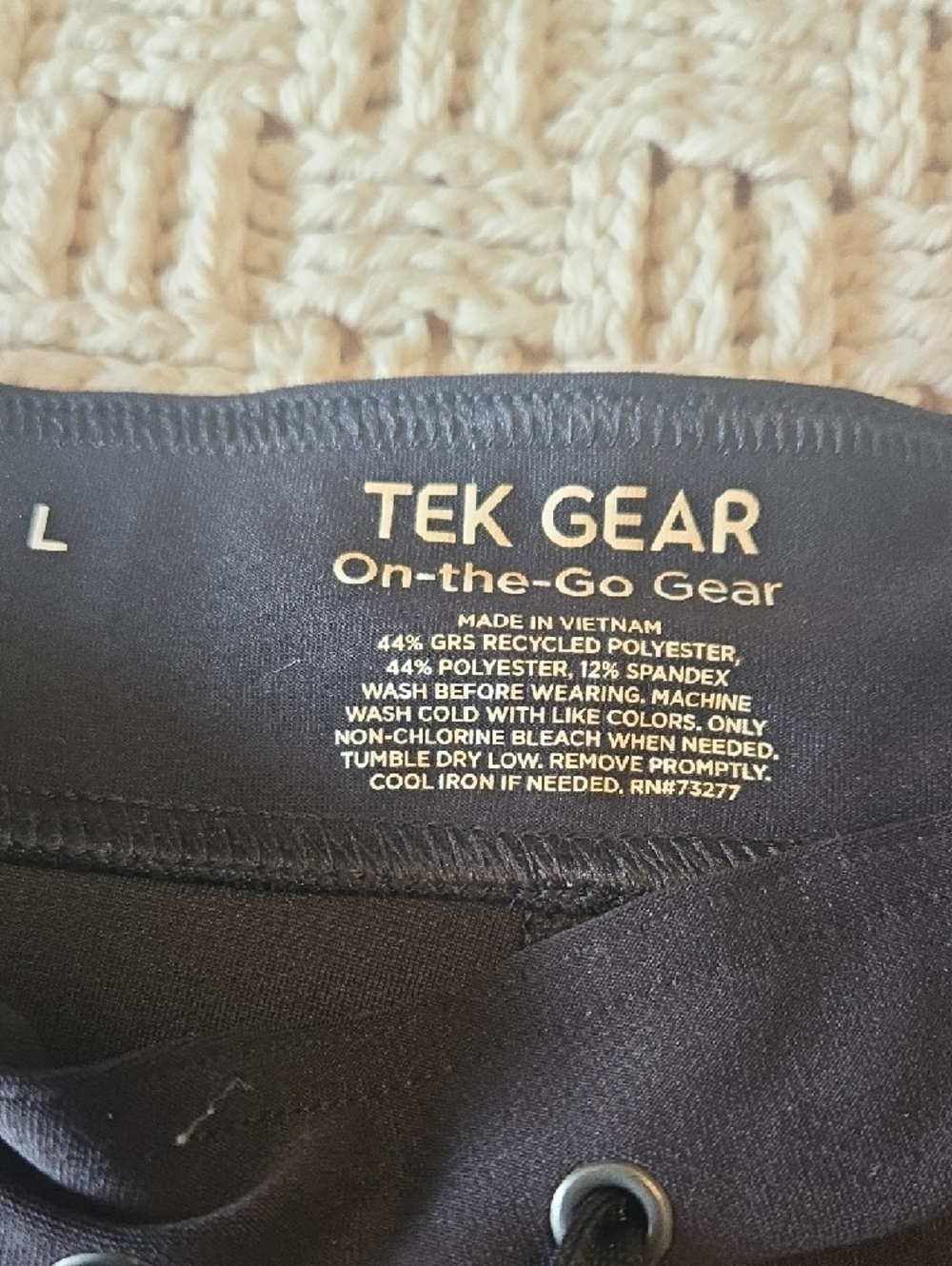 tek gear Black Athletic Drawstring Shorts with Pockets - Picture 2 of 6